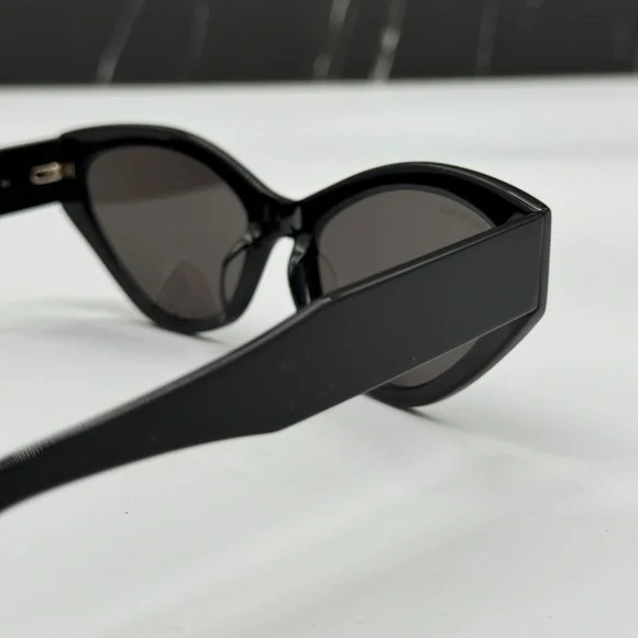 NEW BB0306S 001 BALENCIAGA BLACK CAT EYE WOMEN BALENCIAGA SUNGLASSES - Picture 9 of 12
